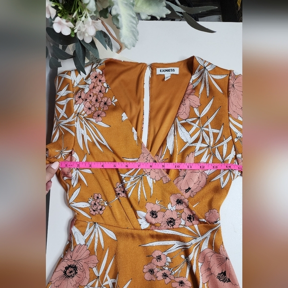 Express Orange Floral Mini Summer Dress - Picture 7 of 8